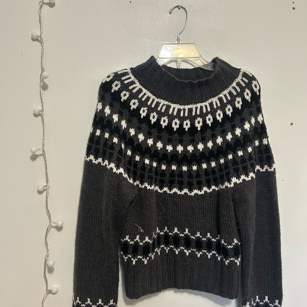 Moda International Wool/Acrylic Sweater